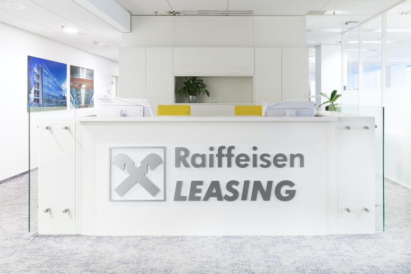 Raiffeisen LEASING