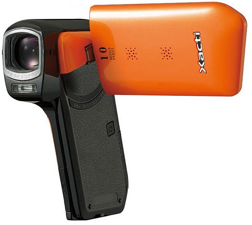 For US$300, you get a 10.66MP 1/2.33-inch CMOS sensor, 5X optical zoom, USB 2.0 connectivity, SD/SDHC memory card support, a stereo mic, mono speaker and a 3-inch TFT screen with this retro-looking baby