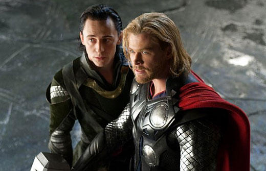 Tom Hiddleston and Chris Hemsworth as Loki and Thor