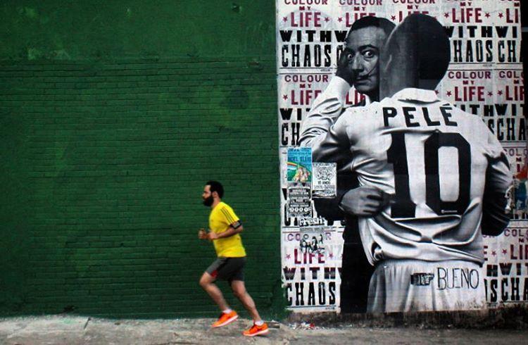 Luis Bueno's street art in São Paulo