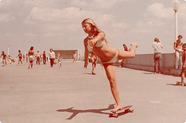 In the year 1977 at South Beach Pier, Miami