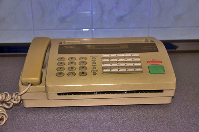 My dad used one of these Sharp fax machines in the ’90s