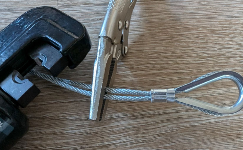 Create a Heavy-Duty Loop / Eyelet at the End of a Wire Rope