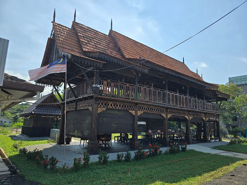 Durian (Melaka) 马六甲榴莲木屋