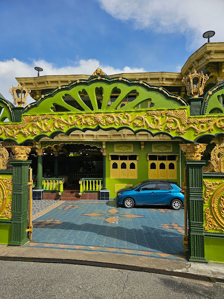 Dodol & Serunding Hajah Wan Sabariah