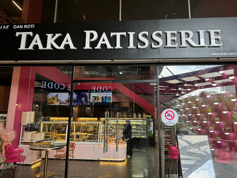 TAKA Patisserie Miri
