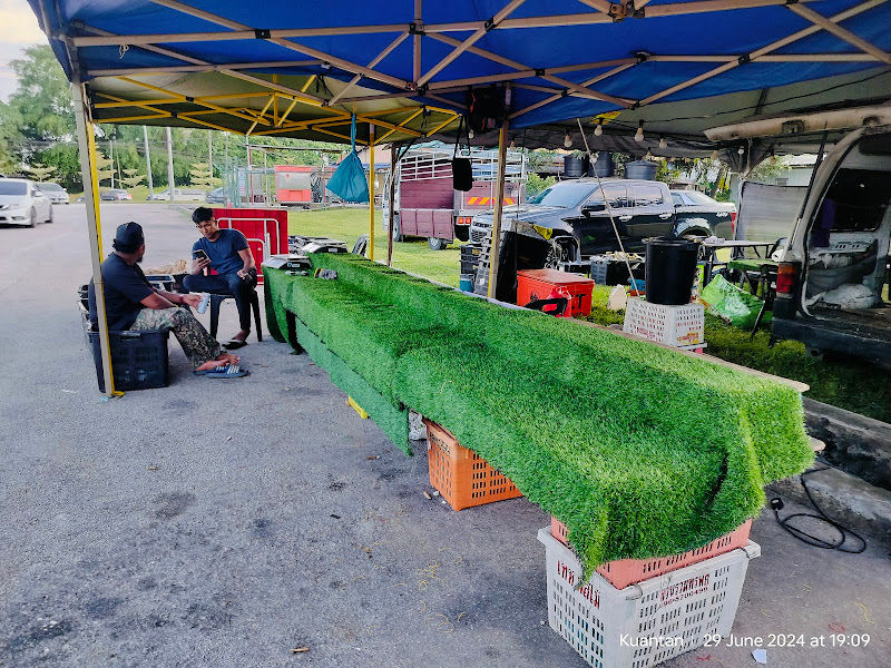 Pokdek Durian Stall