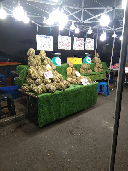 Norman Durian Stall