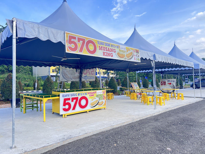 570 RAUB DURIAN STALL
