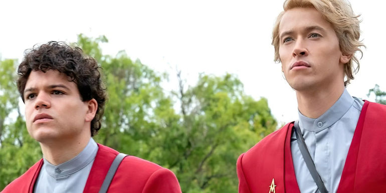 Sejanus and Snow are walking together in the Ballad of Songbirds & Snakes. 