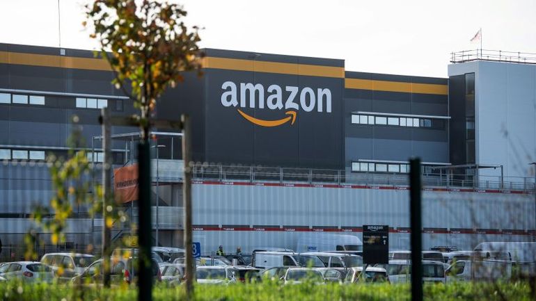 Amazon Fined for Excessive Surveillance of Warehouse Workers