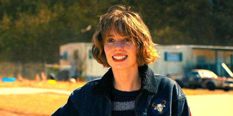 Robin in Stranger Things season 4 episode 3