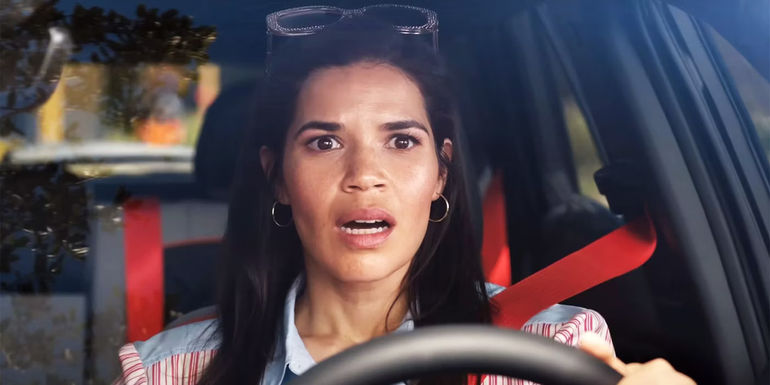 Barbie America Ferreira as Gloria