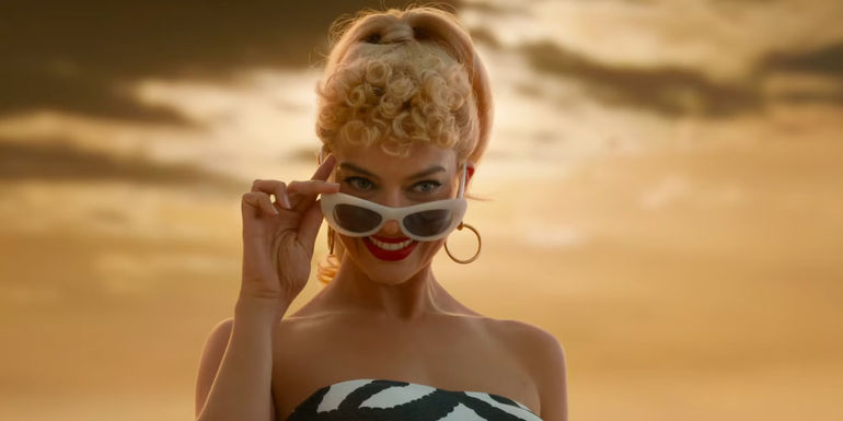 Barbie lowers her glasses in Barbie teaser trailer