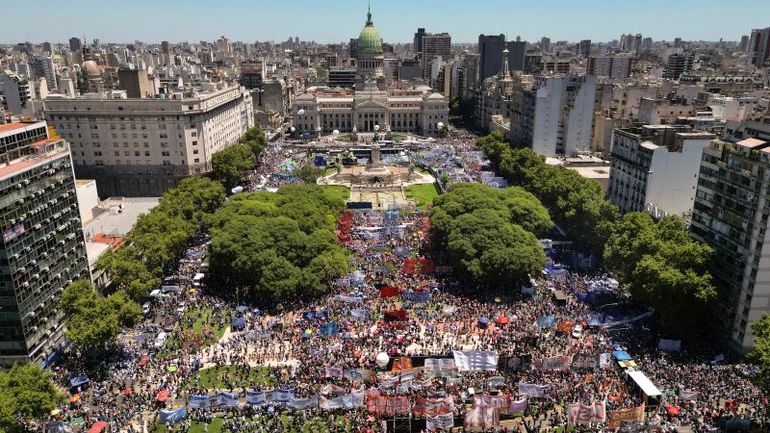 Argentina's Nationwide General Strike: Unrest and Opposition