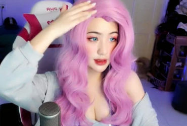 Sự Thay Đổi Nhan Sắc Của Nữ Streamer