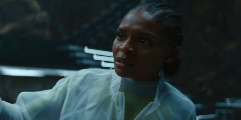 Riri Williams (Dominique Thorne) in Shuri's lab in Black Panther Wakanda Forever