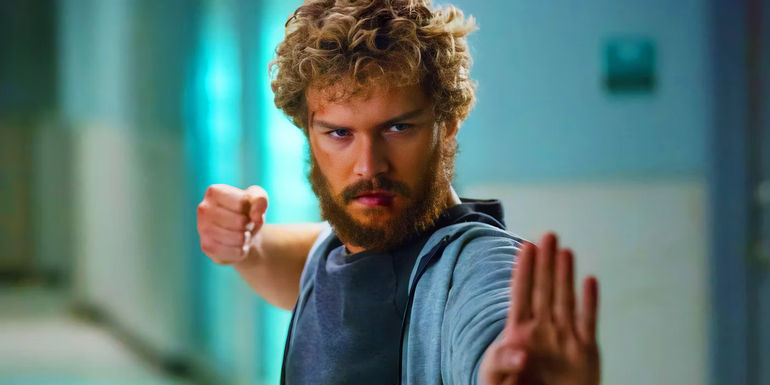 Danny Rand with beard at the beginning of Iron Fist season 1