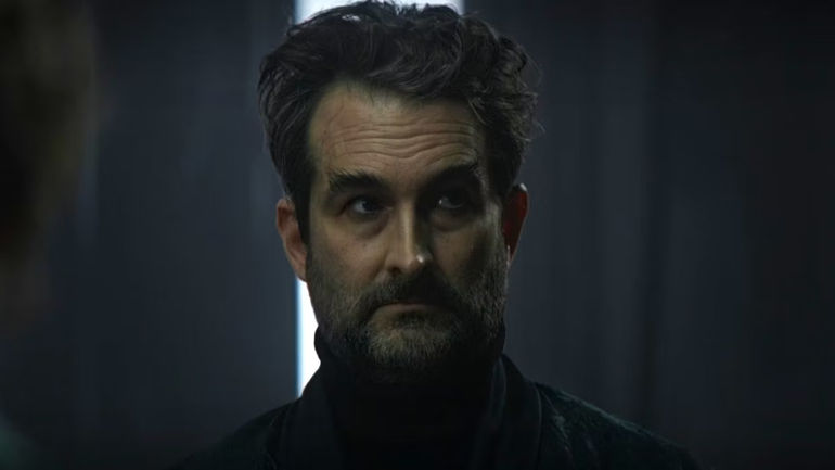 The Power of Parallel in Fantasy Stories