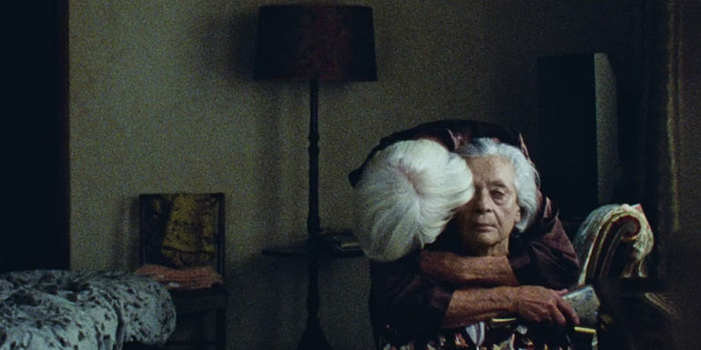 elisabeth-hugging-her-undead-lover-in-handling-the-undead