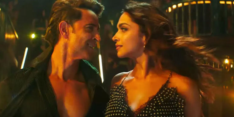 Hrithik Roshan and Deepika Padukone dancing in Fighter