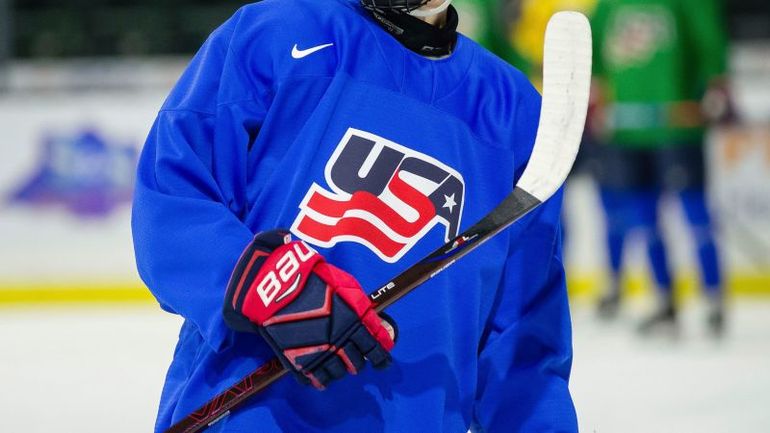 Mandatory Neck Laceration Protection for Junior Hockey Players