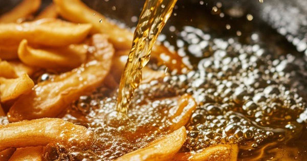 Bảo Vệ Sức Khỏe Trong Nhà Bếp - Không Dùng Dầu Ở Nhiệt Độ Cao Nhiều Lần