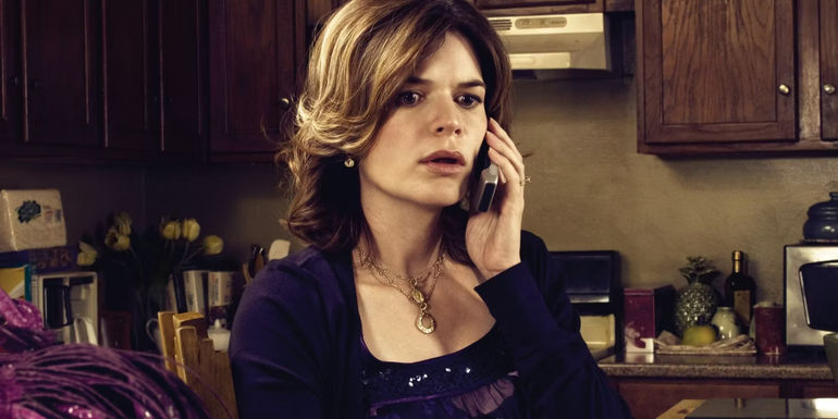 Marie on the phone in Breaking Bad