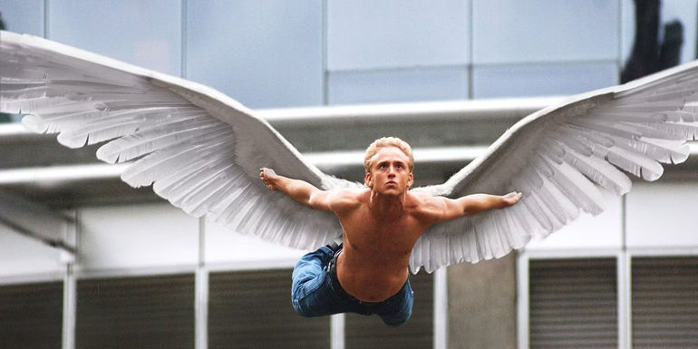 Ben Foster as Angel flying in X-Men The Last Stand