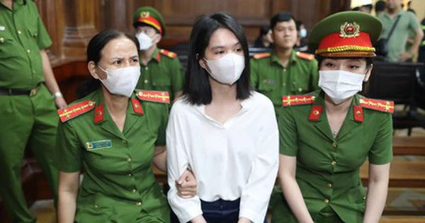 Hành Vi Đầy Tai Hại Của Ngọc Trinh: Bài Học Đắt Giá