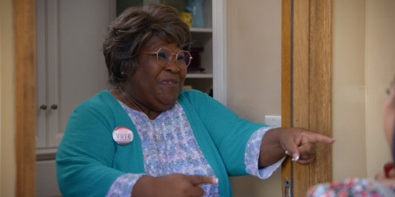 Auntie Rae smiles at Larry in Curb Your Enthusiasm