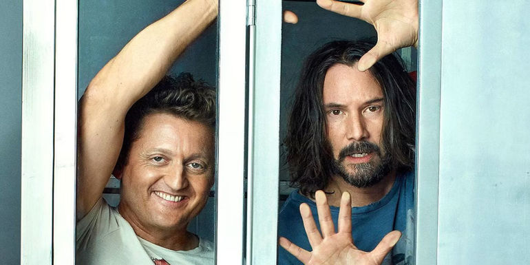 Alex Winter and Keanu Reeves promotional picture for Bill and Ted Face the Music