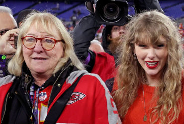 The Heartwarming Tale Behind Donna Kelce's Photo Share of Taylor Swift