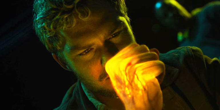 Finn Jones' Danny Rand using his chi in Iron Fist