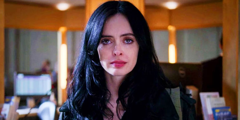 Jessica Jones about to leave at the end of Jessica Jones season 3