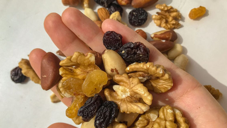 Hạt: Lựa Chọn Thay Thế Sáng Mãi Ngày Tết