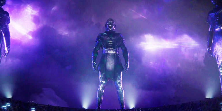 Kang the Conqueror statues in the Council of Kangs arena in Ant-Man 3