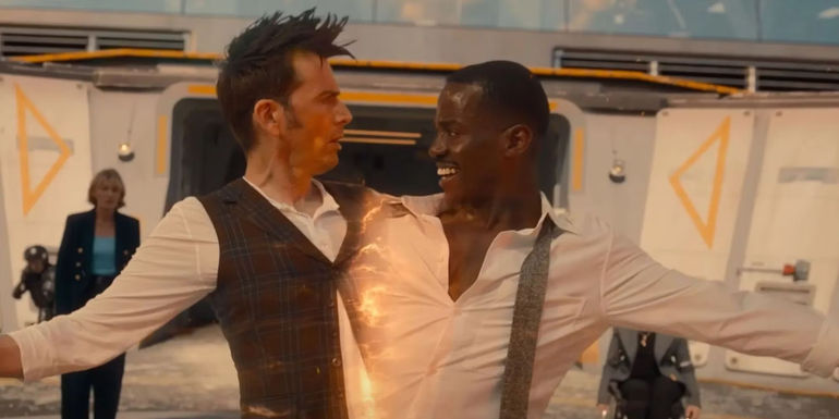 David Tennant's Fourteenth Doctor Ncuti Gatwa's Fifteenth Doctor in the process of bi-generation in Doctor Who