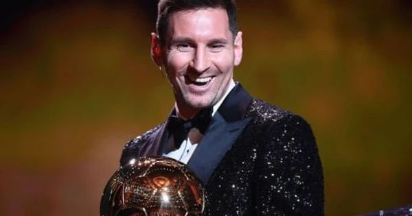 Sự Khác Biệt Giữa Sự Coi Trọng Danh Hiệu Cá Nhân và Động Lực Tập Thể