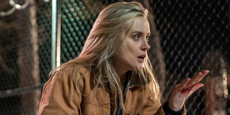 Piper (Taylor Schilling) with blood on her hand in Orange is the New Black