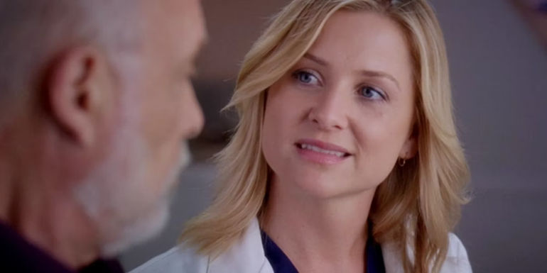 Arizona talking to Callie's dad on Grey's Anatomy