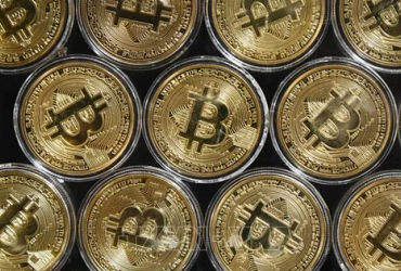 Bitcoin: Hành trình vượt mốc 1.000 tỷ USD