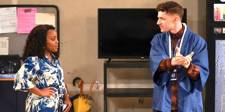 Jacob Hill (Chris Perfetti) and Janine Teagues (Quinta Brunson) in Abbott Elementary