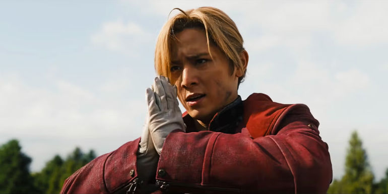 Ryôsuke Yamada as Edward Elric in the live-action Fullmetal Alchemist movie