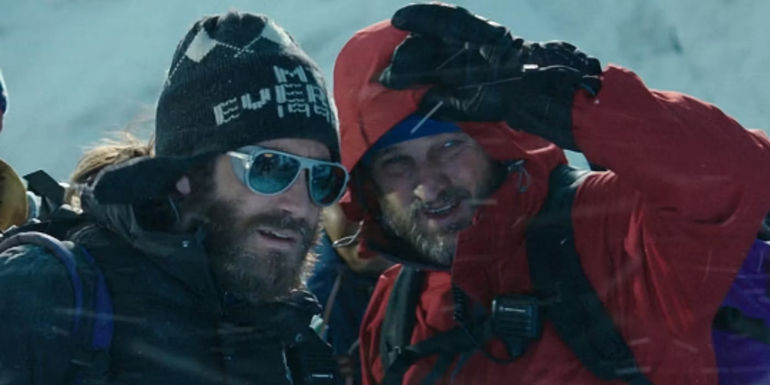 Jason Clarke as Rob Hall and Jake Gyllenhaal as Scott Fischer in Everest