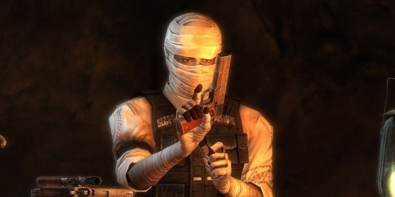 Fallout New Vegas' Joshua Graham Ioading guns