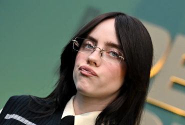 Billie Eilish's Subtle Commentary at the 2024 People's Choice Awards