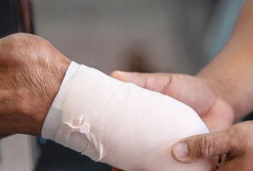 Biến chứng đái tháo đường: Nguy cơ đáng sợ từ sai lầm tự điều trị