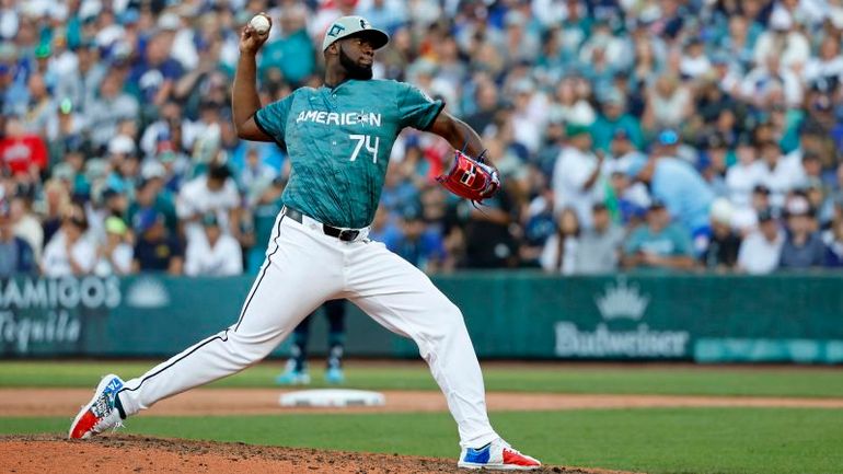 MLB Players Struggle with Transparency Issues in New Uniforms