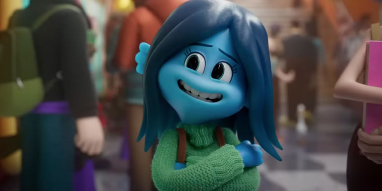 Ruby smiles in Ruby Gillman, Teenage Kraken.